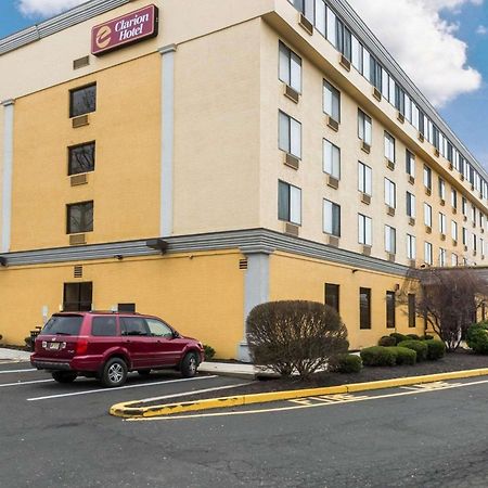 Clarion Hotel Somerset - New Brunswick Екстер'єр фото