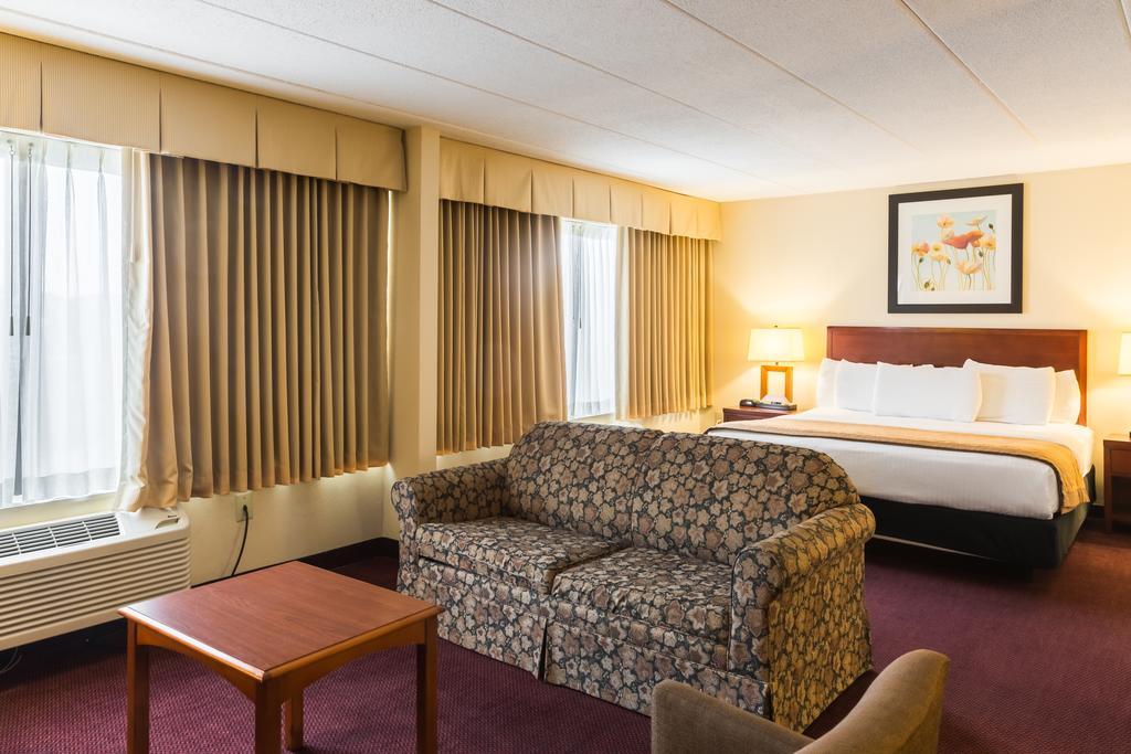 Clarion Hotel Somerset - New Brunswick Екстер'єр фото