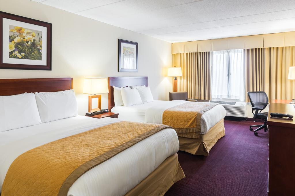 Clarion Hotel Somerset - New Brunswick Екстер'єр фото