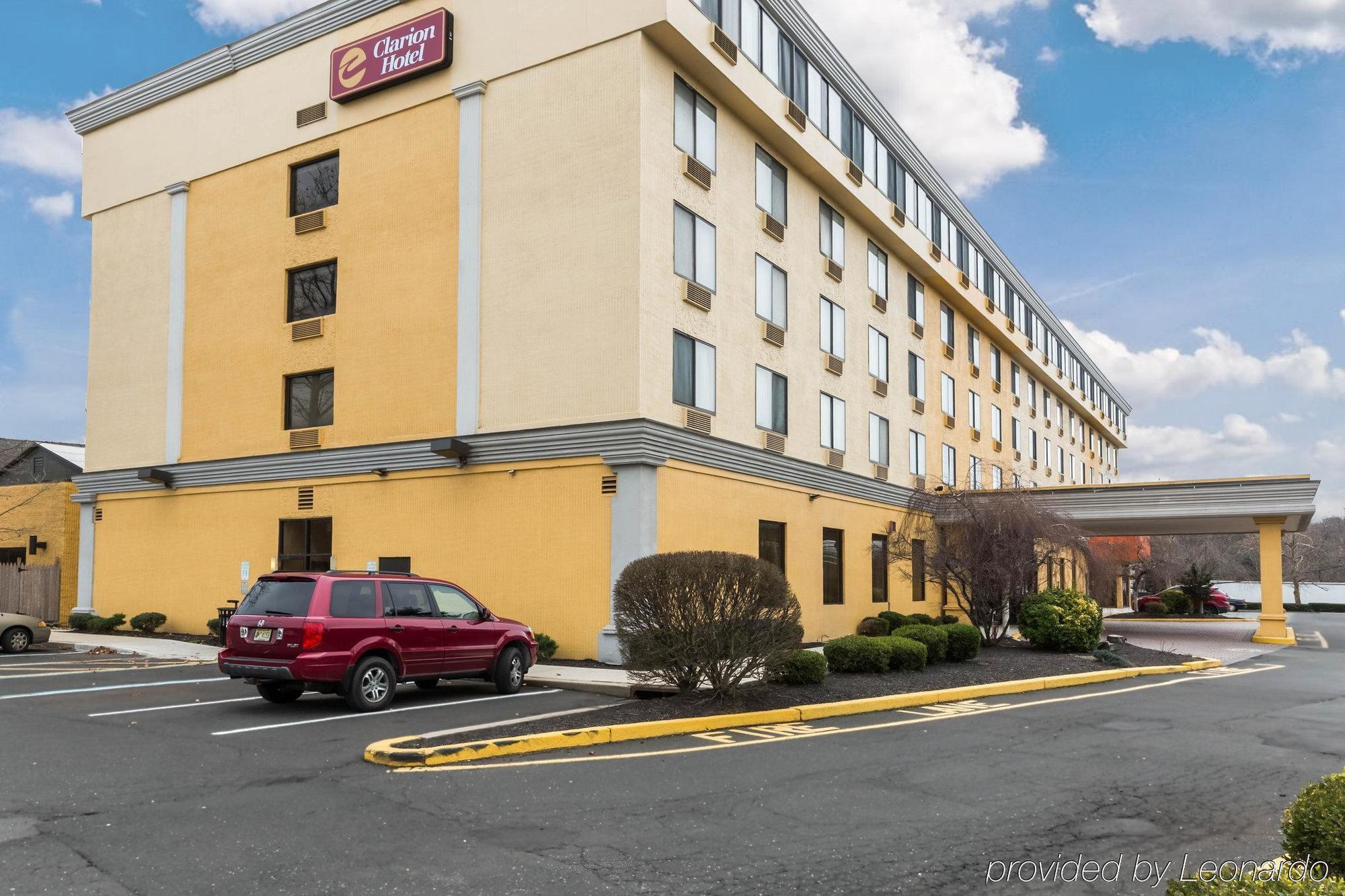 Clarion Hotel Somerset - New Brunswick Екстер'єр фото