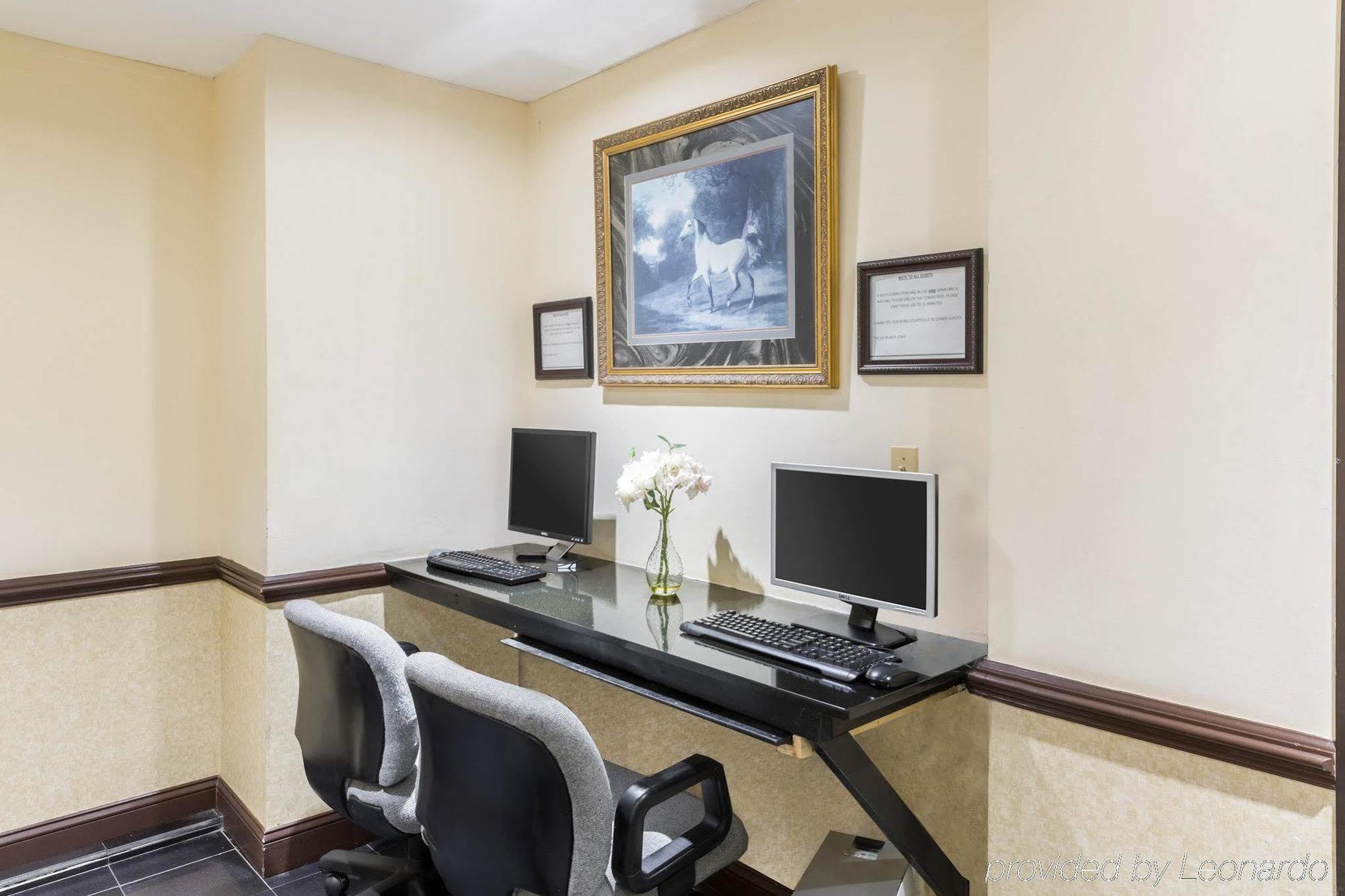 Clarion Hotel Somerset - New Brunswick Екстер'єр фото